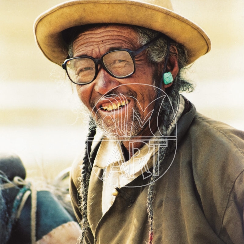 "Tibetan elder Saga Tibet, 2002"